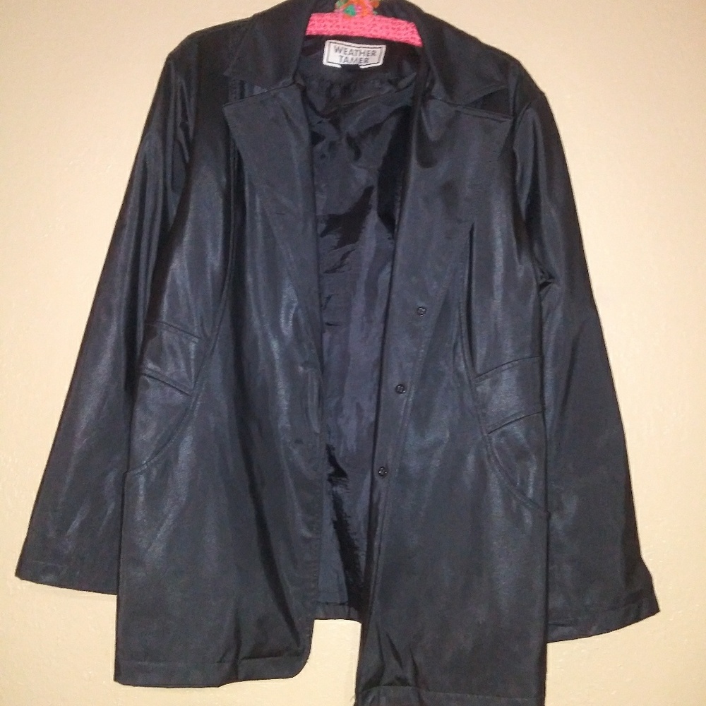 Womans faux leather type coat XL